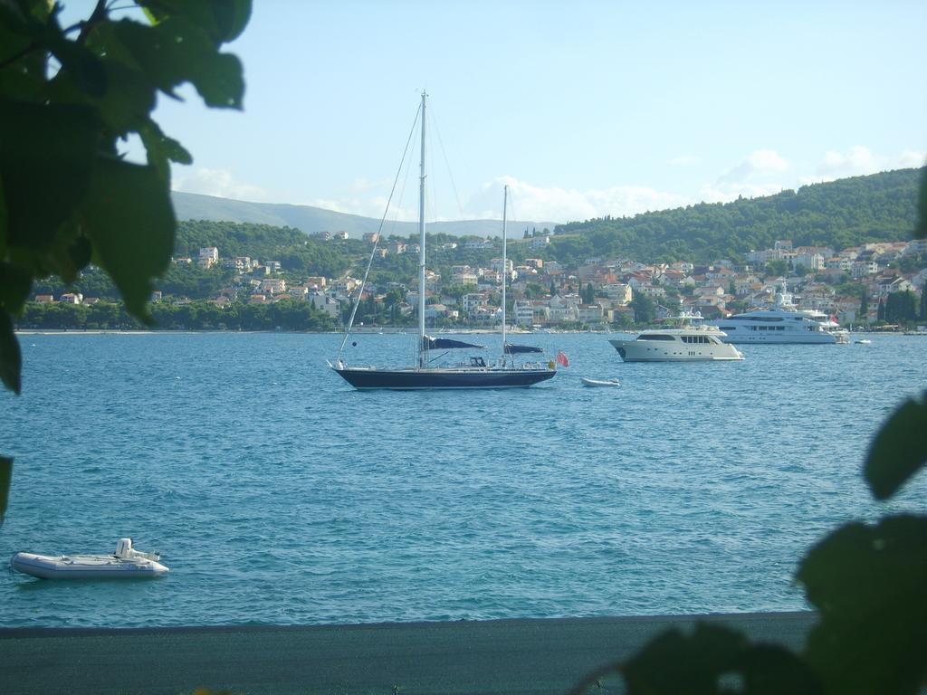 Apartments Iva Alla Trogir Eksteriør billede
